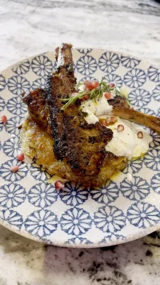 Pan Roasted Lamb Cutlets 🥩

Marinated in a homemade harissa paste, with fresh tzatziki and a crispy potato rosti.

—

#foodie #instafood #sheffieldfood #sheffieldfoodies #sheffieldrestaurants